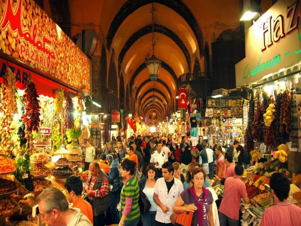 Istanbul: Bosphorus Cruise & Spice Bazaar / A Journey Through Time | ®ExcursionMania - Image 3