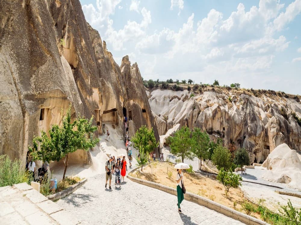 Red & Green Combined Tour: No Hidden Costs Lunch & Entry Tickets | ®ExcursionMania - Image 8