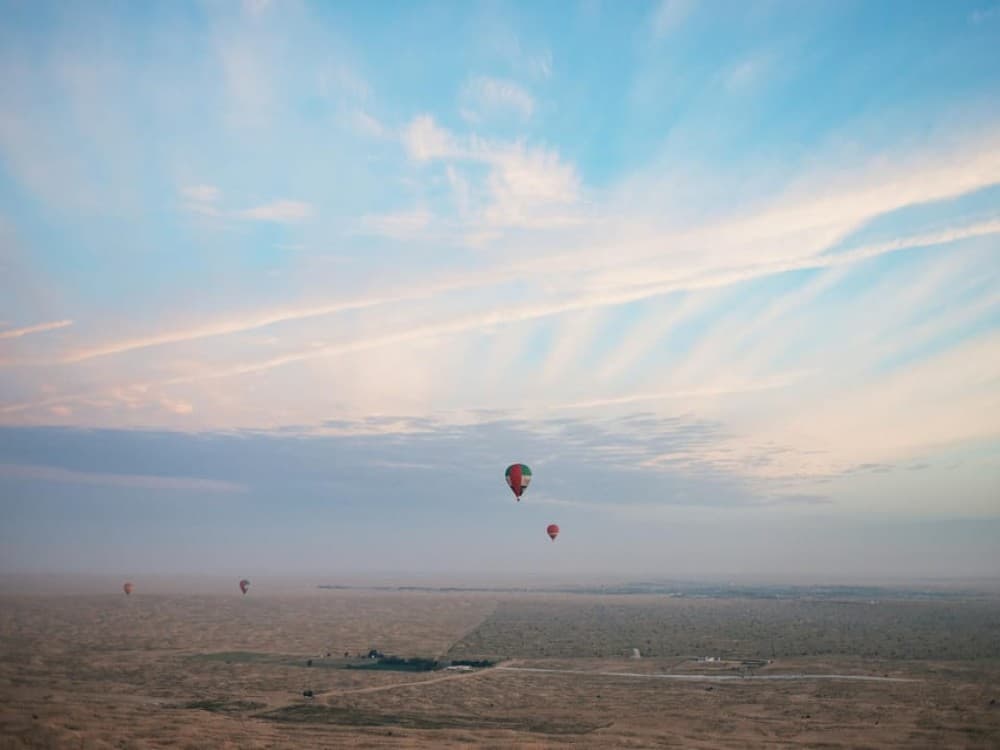 Dubai: Sunrise Balloon Flight with Camel Ride  Breakfast | ®ExcursionMania - Image 10
