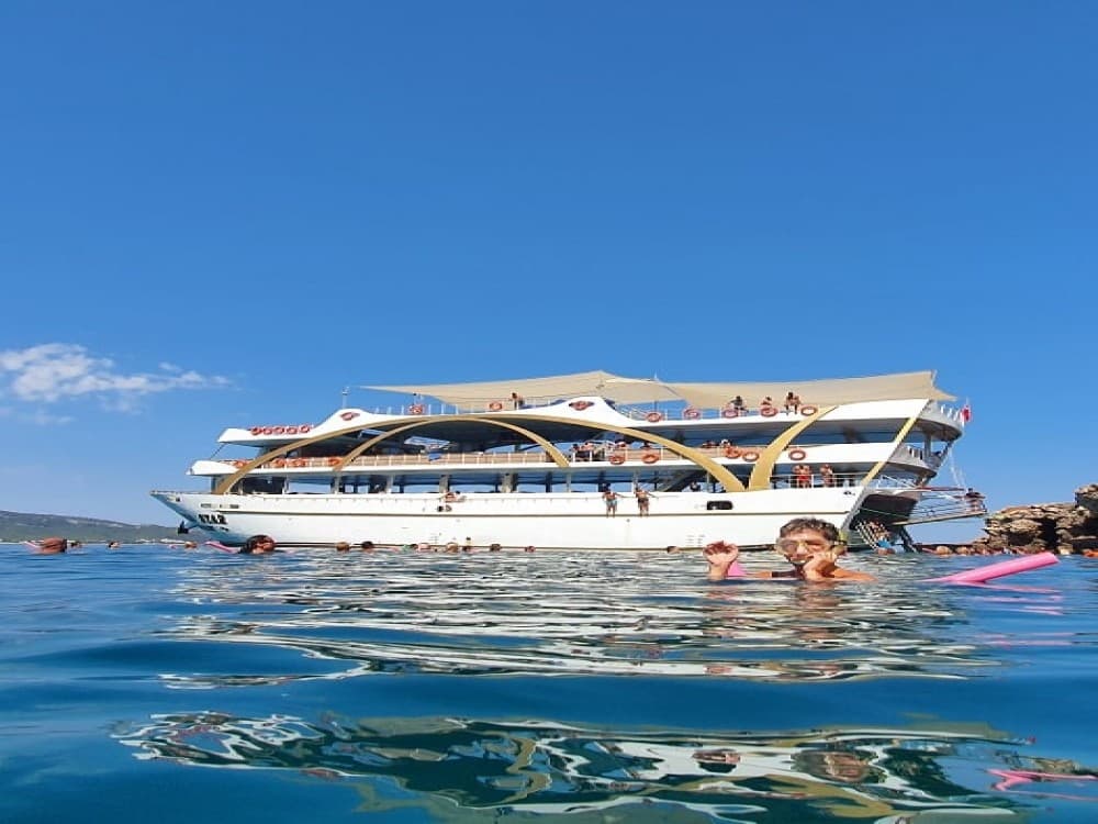 Belek Boat Tour With Mega Star Yacht | ®ExcursionMania - Image 1