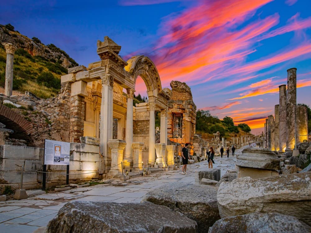 Icmeler: Ephesus Tour w/ Experience Museum & The Temple of Artemis | ®ExcursionMania - Image 11