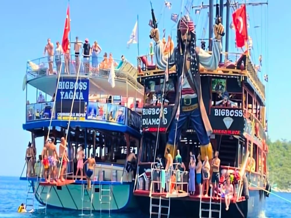 Marmaris Big Boss Yagna Boat Trip W/ Hotel Transfer Service | ®ExcursionMania - Image 7