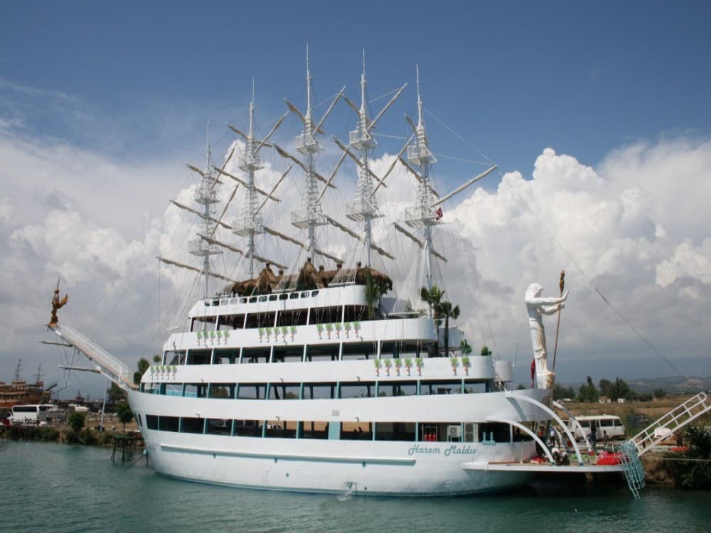 Unwind in Blue: The Ultimate Antalya Maldives Boat Tour | ®ExcursionMania - Image 2