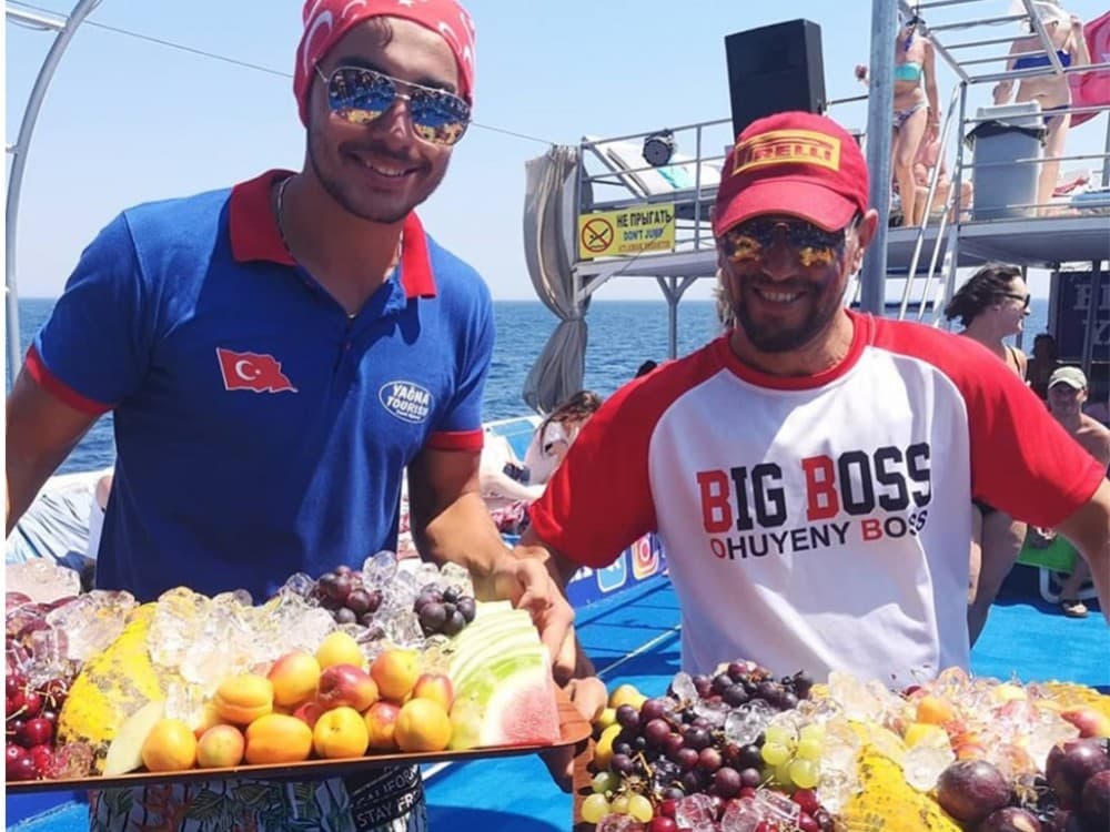 Icmeler Big Boss Yagna Boat Trip w/Lunch & Drinks | ®ExcursionMania - Image 2