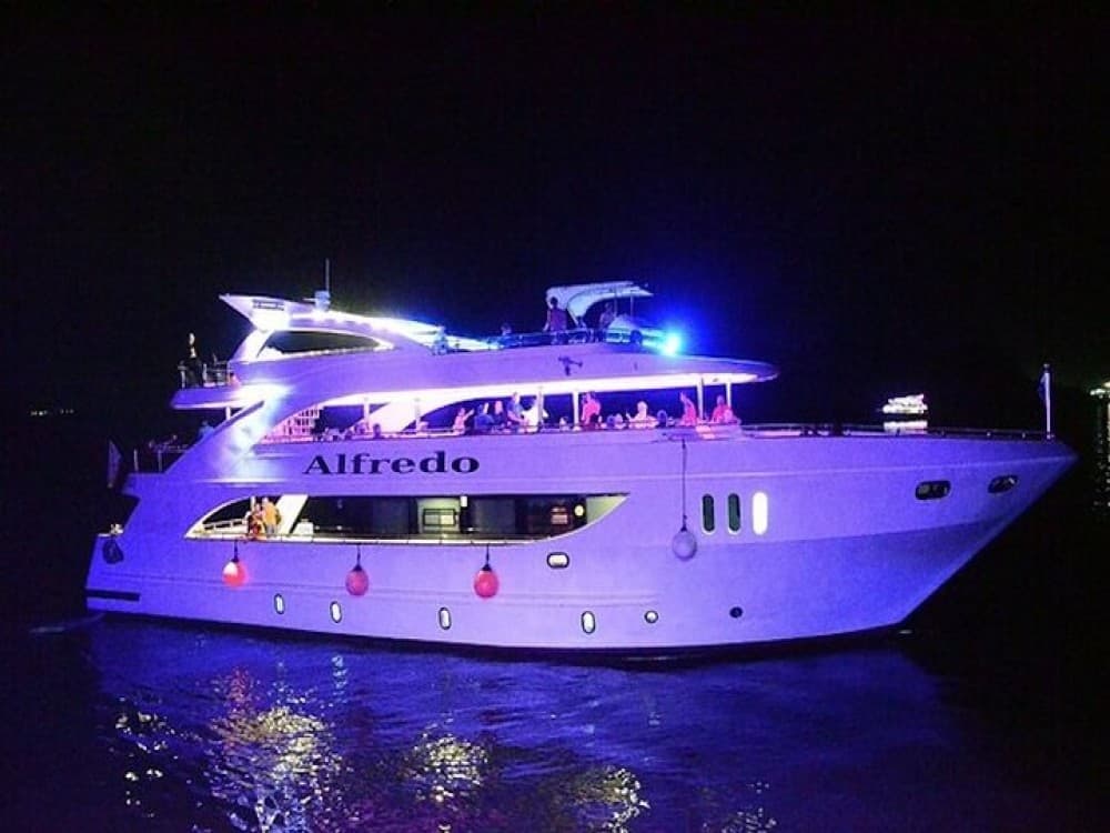 Sharm El Sheikh: Yacht Cruise with Dinner & Oriental Show | ®ExcursionMania - Image 2