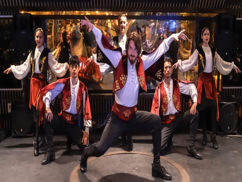 Istanbul: Bosphorus Dinner Cruise with Hotel Transfers | ®ExcursionMania - Image 9