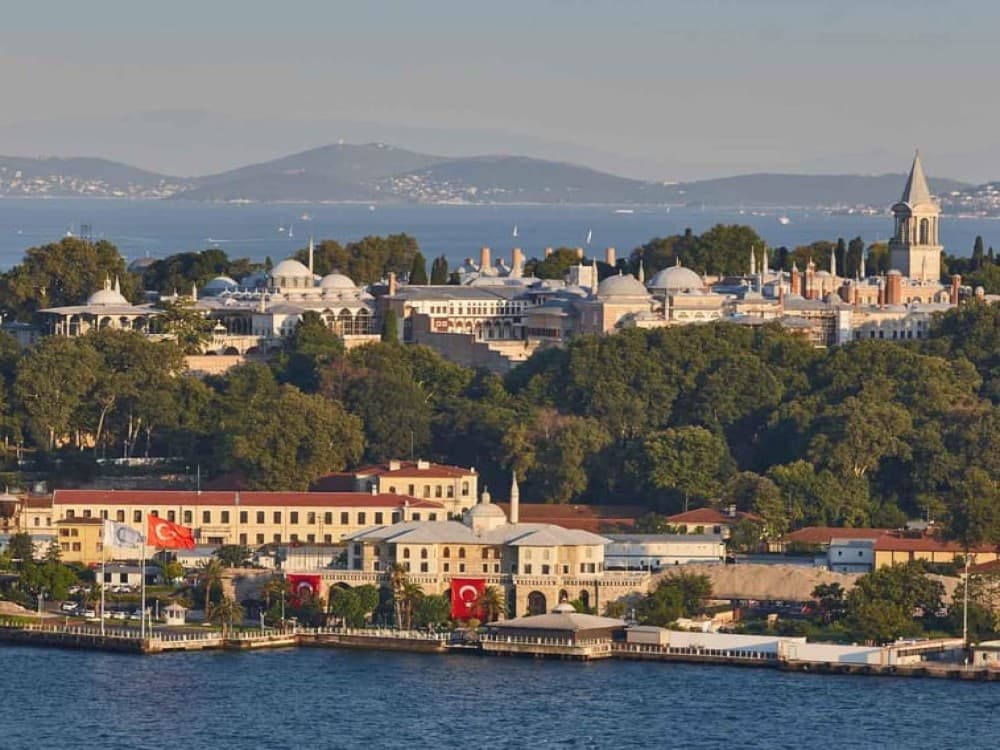 Istanbul: Explore Hagia Sophia, Topkapi Palace & Basilica Cistern | ®ExcursionMania - Image 7