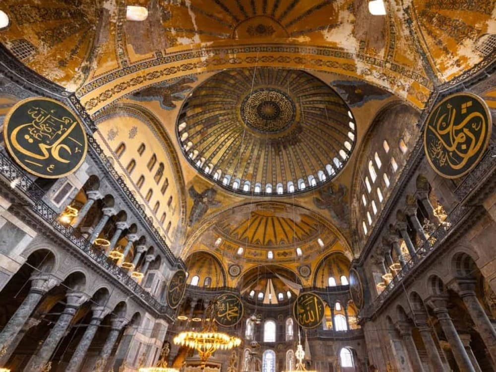 Istanbul: Explore Hagia Sophia, Topkapi Palace & Basilica Cistern | ®ExcursionMania - Image 11
