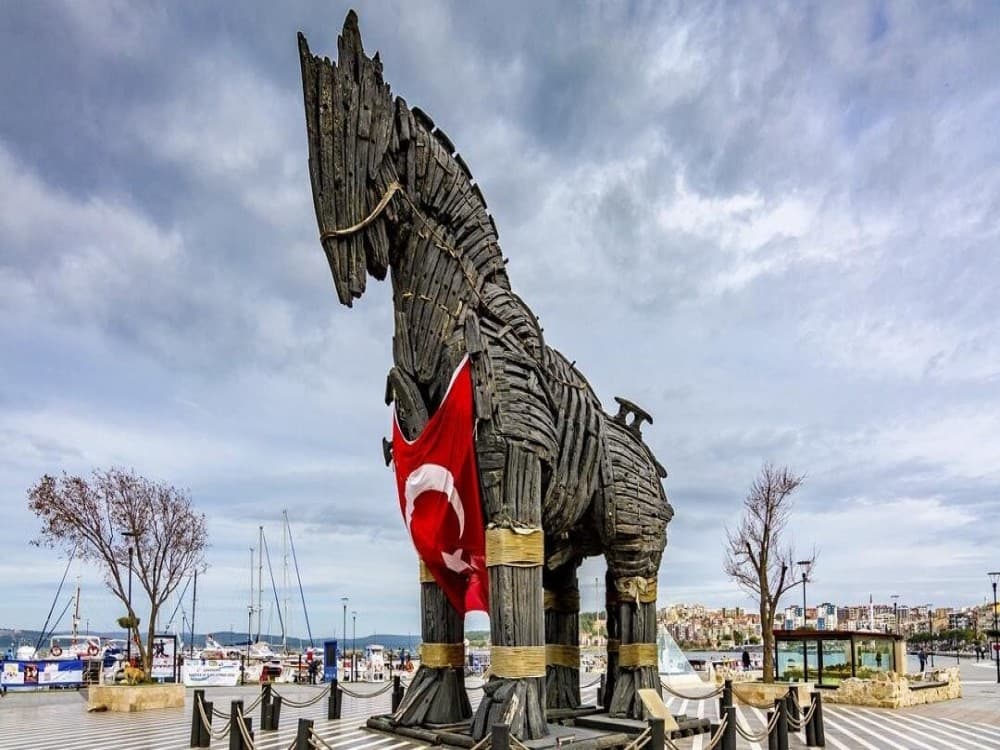 Izmir Troy Day Tour: Step Into Mythology | ®ExcursionMania - Image 2