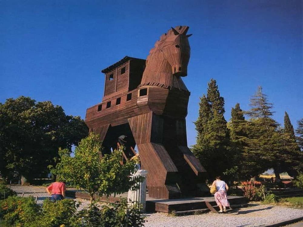 Izmir Troy Day Tour: Step Into Mythology | ®ExcursionMania - Image 5