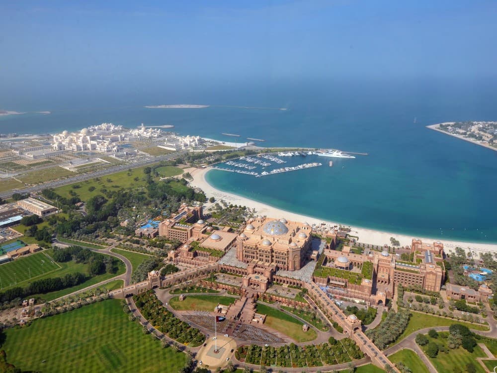 From Abu Dhabi: Grand Mosque Royal Palace and Etihad Tower | ®ExcursionMania - Image 11