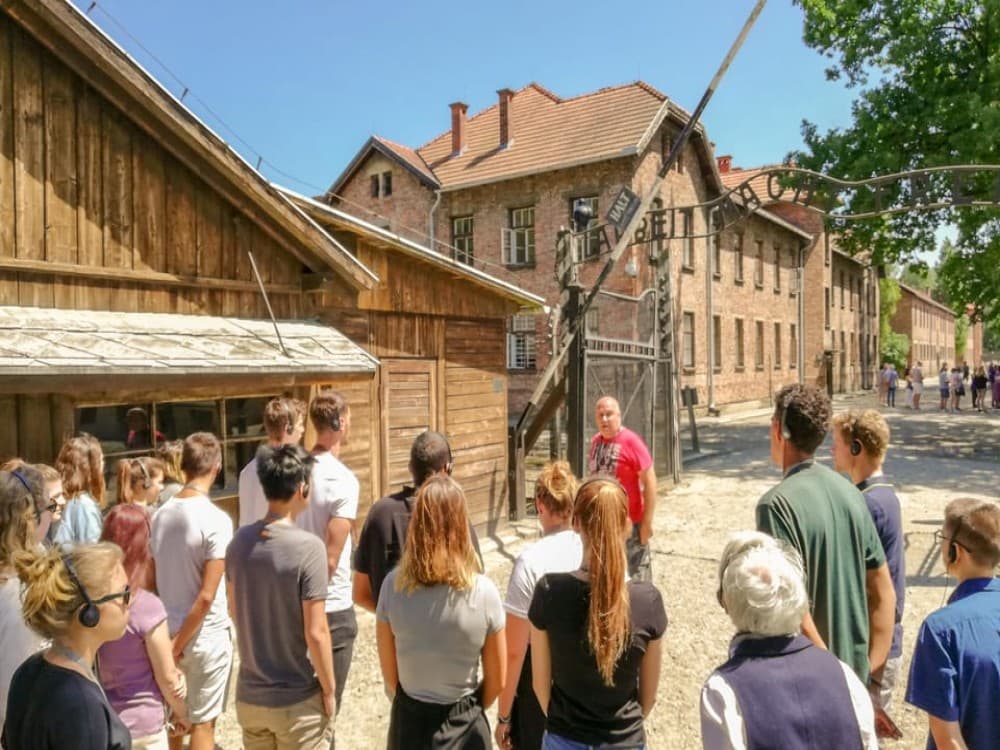Auschwitz-Birkenau: Skip-the-Line Guided Tour from Krakow | ®ExcursionMania - Image 4