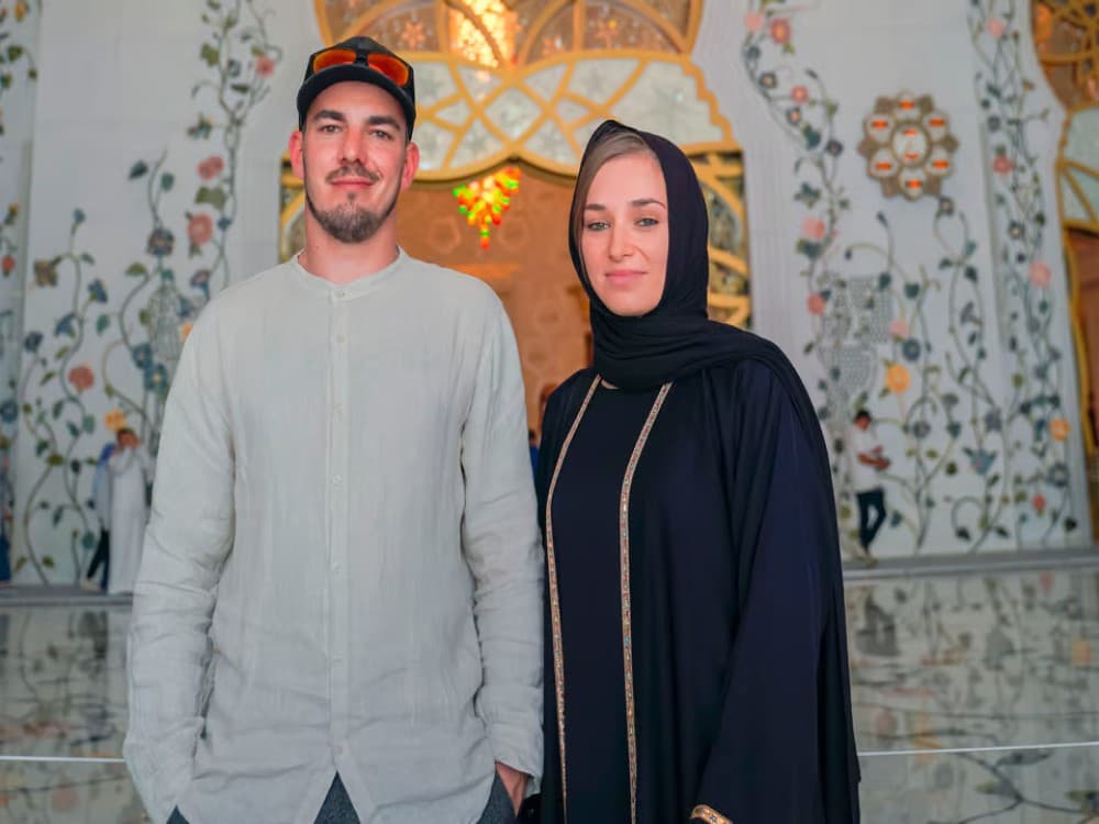 From Abu Dhabi: City Sightseeing and Sheikh Zayed Mosque | ®ExcursionMania - Image 9