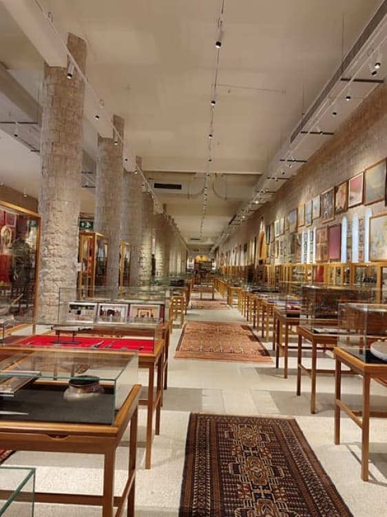 Doha Camel Racing Track: Oryx Farm & Sheikh Faisal Museum | ®ExcursionMania - Image 7