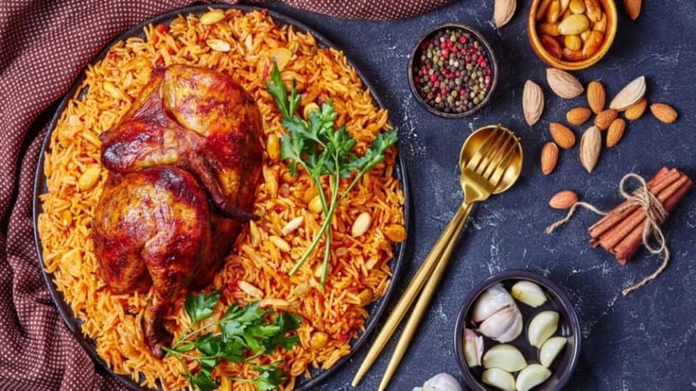 Doha: Souq Waqif/The Pearl Island/Katara 4 Hour Private Tour | ®ExcursionMania - Image 6