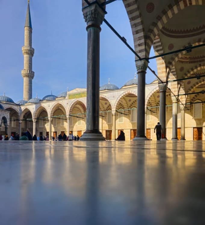 Half Day Old City Tour by Art Historian | ®ExcursionMania - Image 5