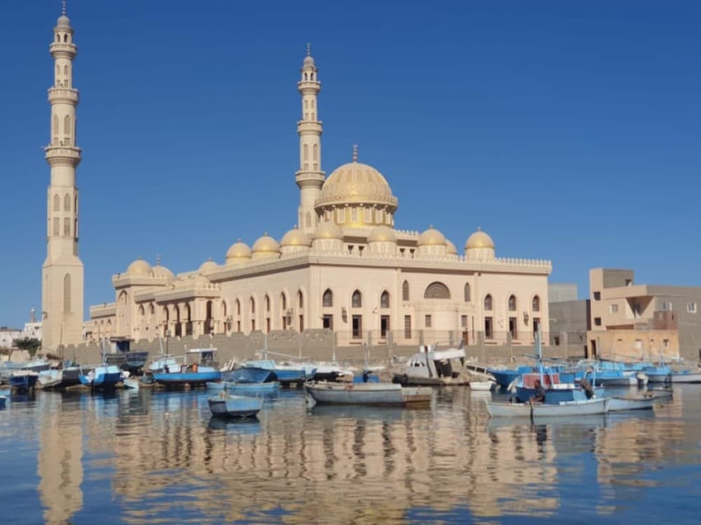 Hurghada: Private or Shared City Tour with Guide & Shopping | ®ExcursionMania - Image 11