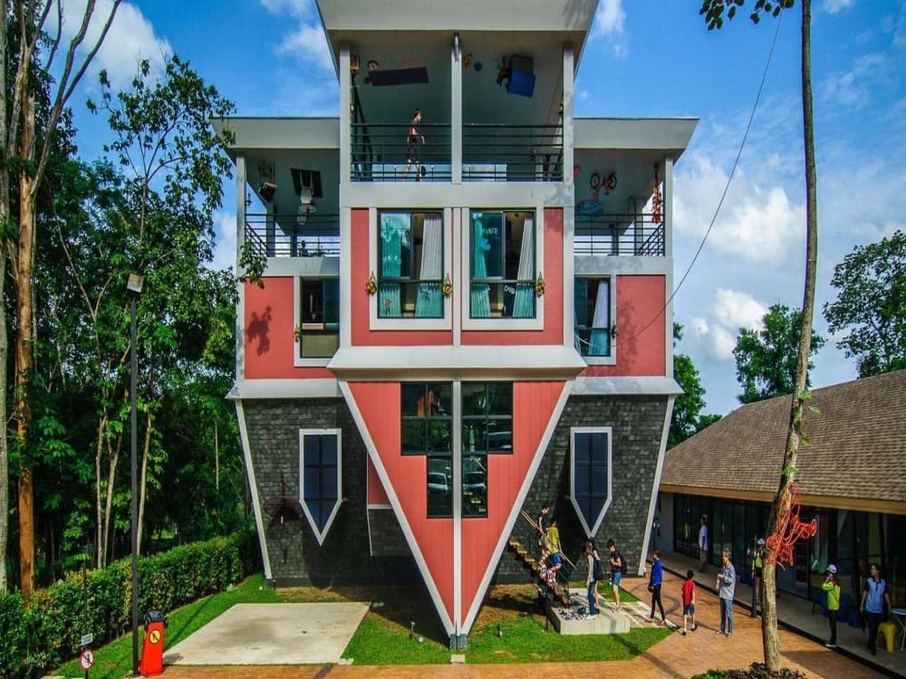 Pattaya: Upside Down Pattaya | ®ExcursionMania