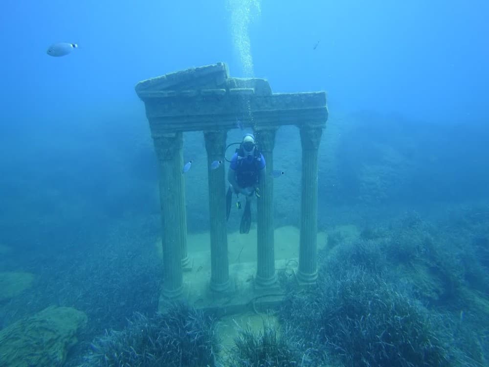 Side Underwater Museum