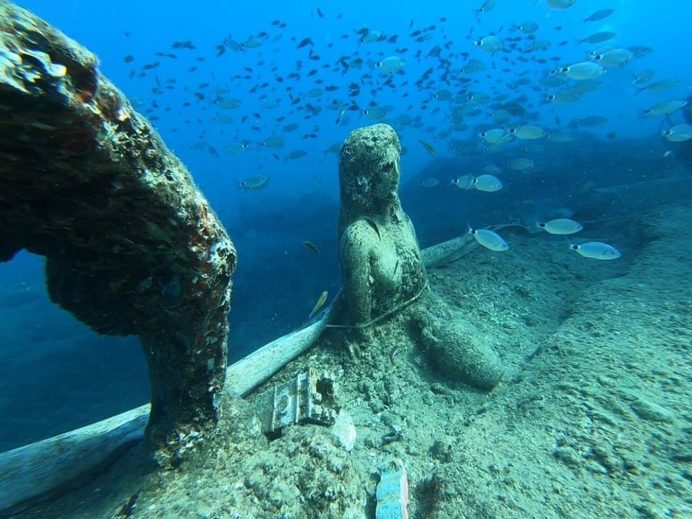 Side Underwater Museum