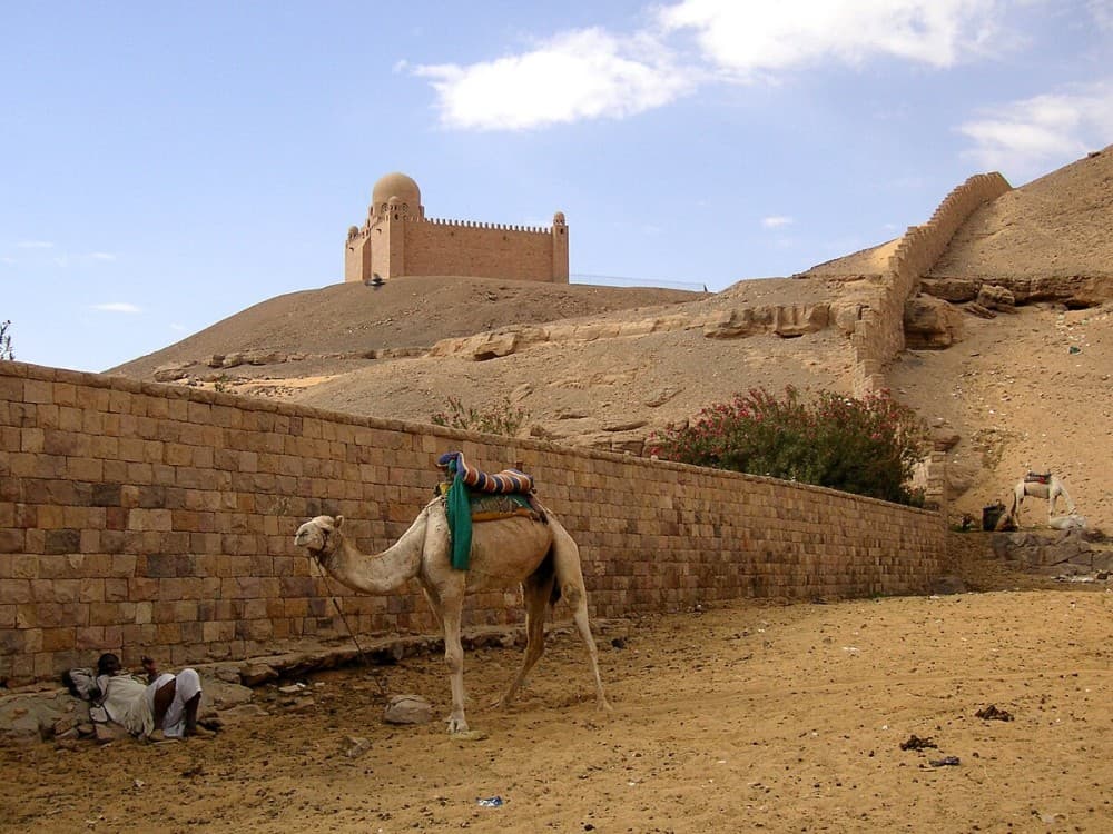 Aswan: Aga Khan Mausoleum | ®ExcursionMania