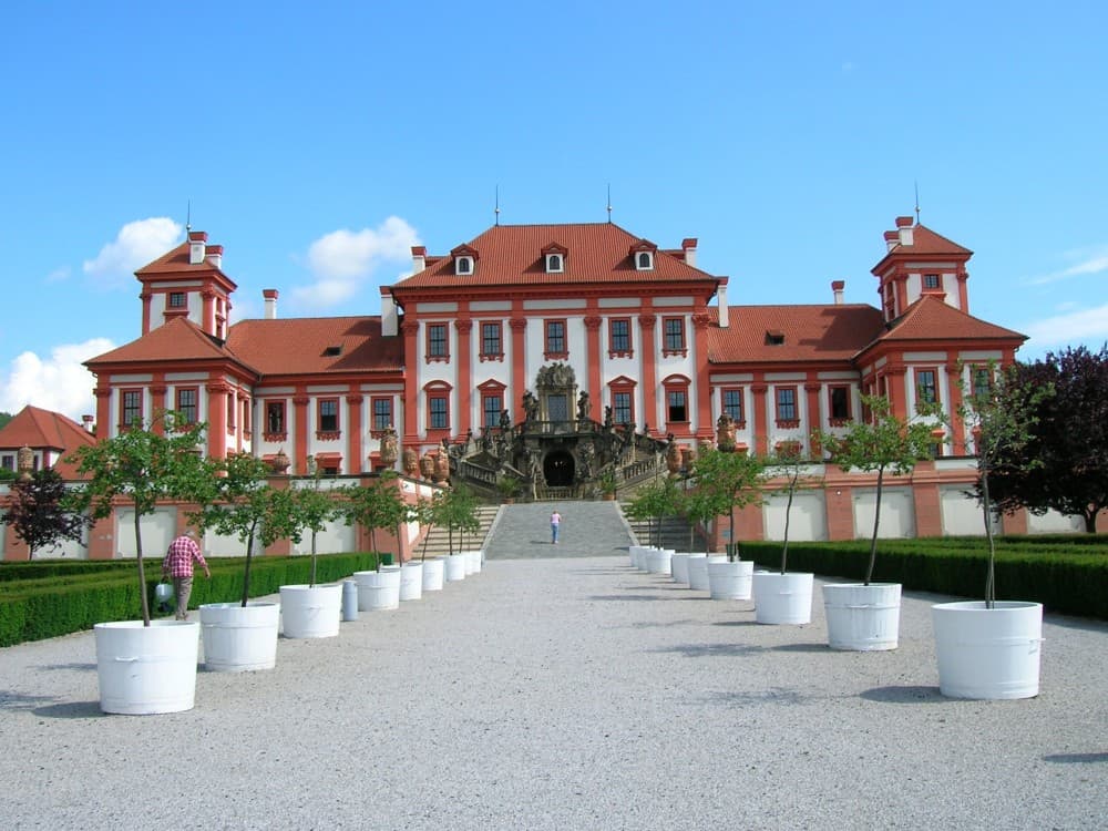 Troja Chateau 