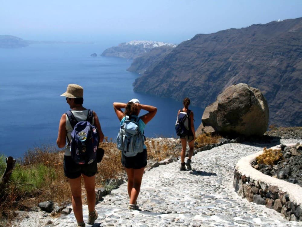 Fira–Oia Hike