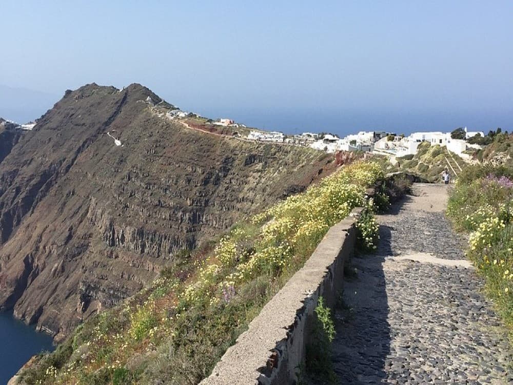 Fira–Oia Hike