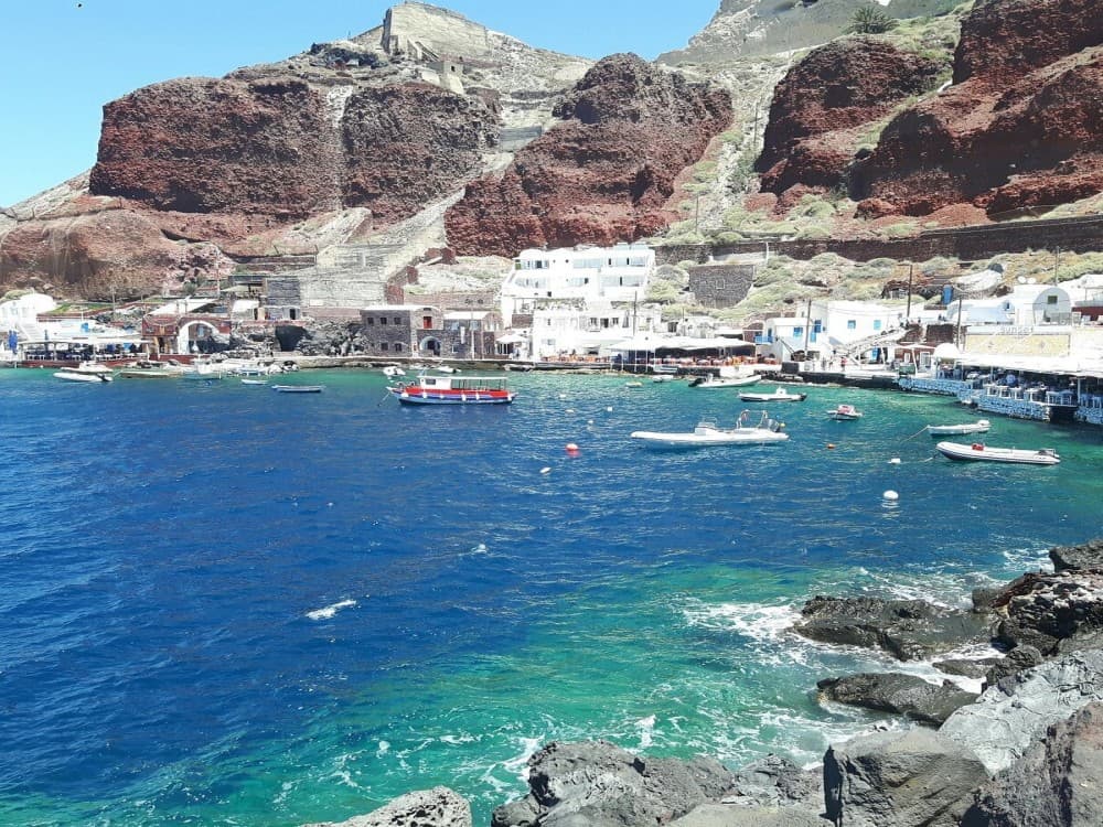 Amoudi Bay