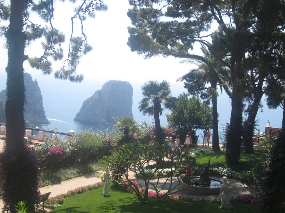 Capri: Gardens of Augustus (Giardini di Augusto) | ®ExcursionMania