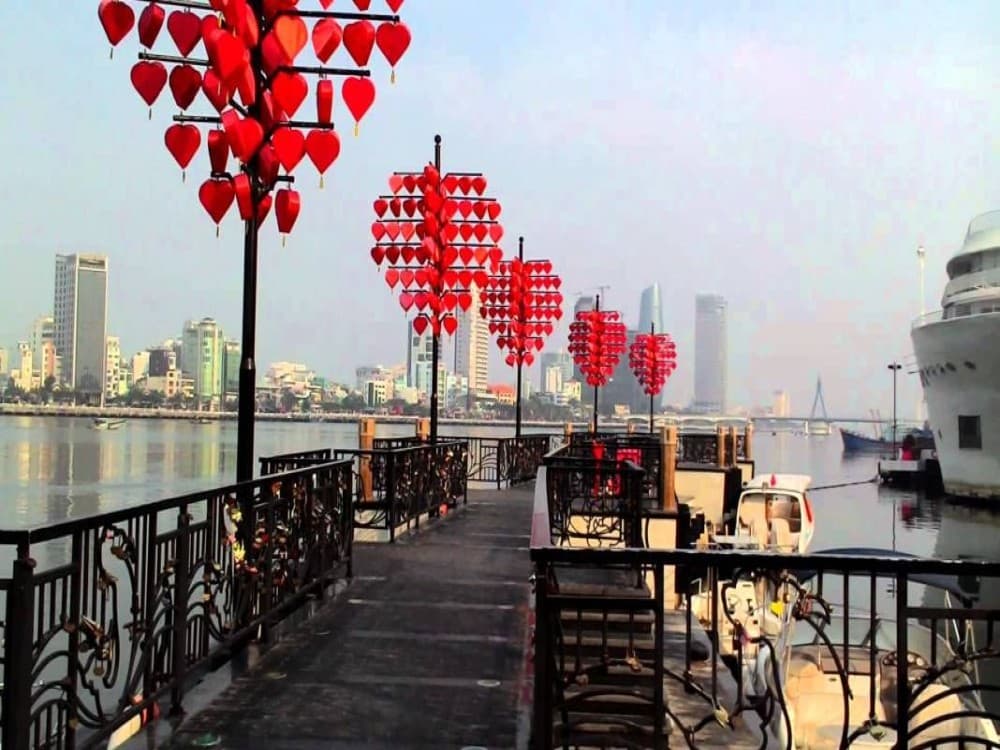 Love Lock Bridge Da Nang