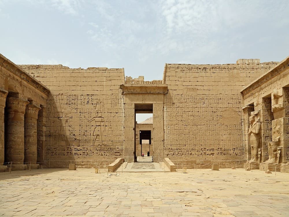 Medinet Habu (Temple of Ramses III)