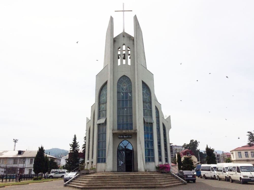 Batumi: Church of the Holy Spirit | ®ExcursionMania