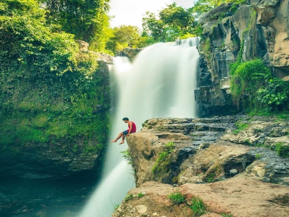 Tegenungan Waterfall