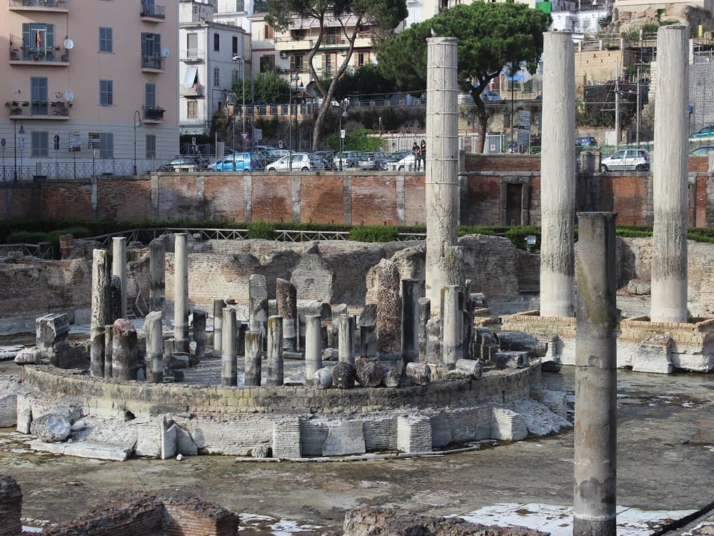 Sorrento: Macellum of Pozzuoli | ®ExcursionMania