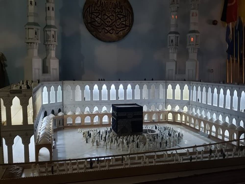 La Storia Tourism Complex