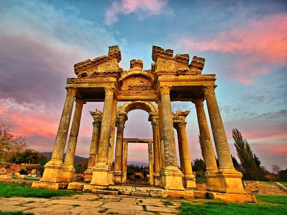 Pamukkale: Aphrodisias | ®ExcursionMania