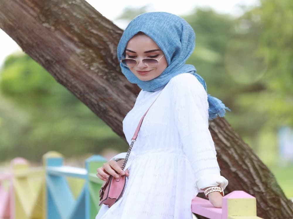 Do you have to wear a hijab in Turkey?