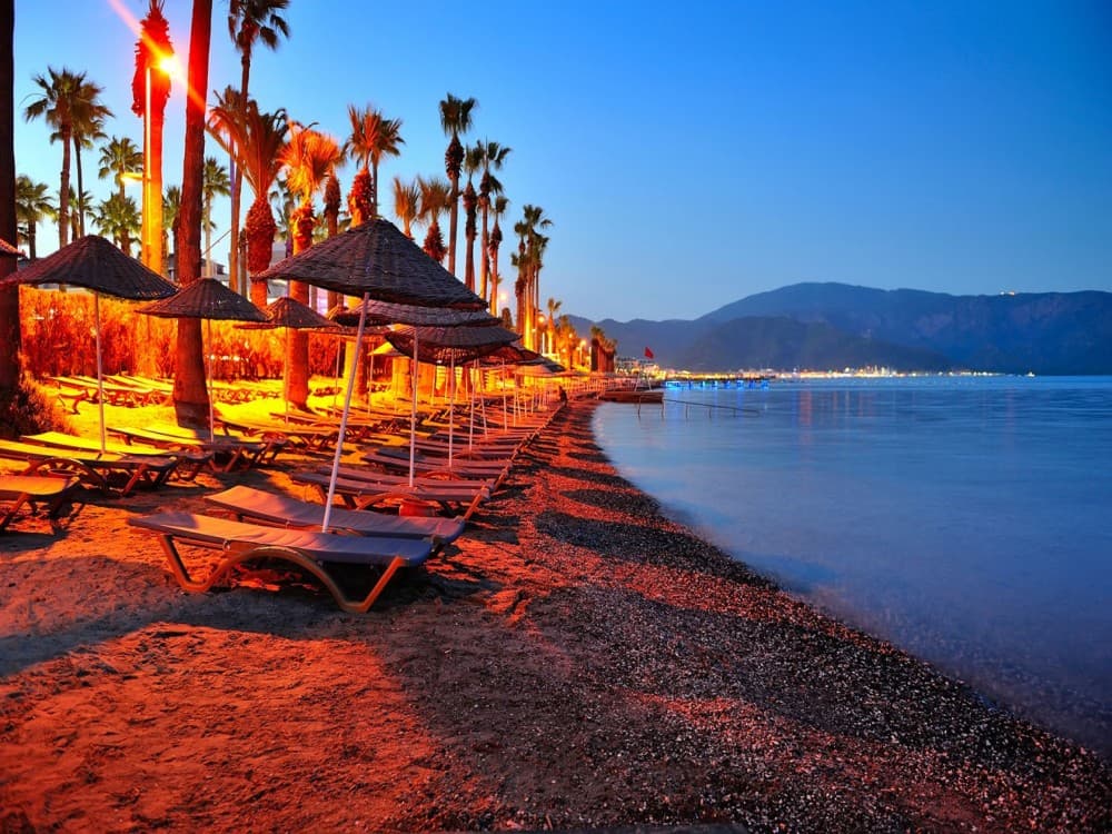 Is Marmaris hot in September?