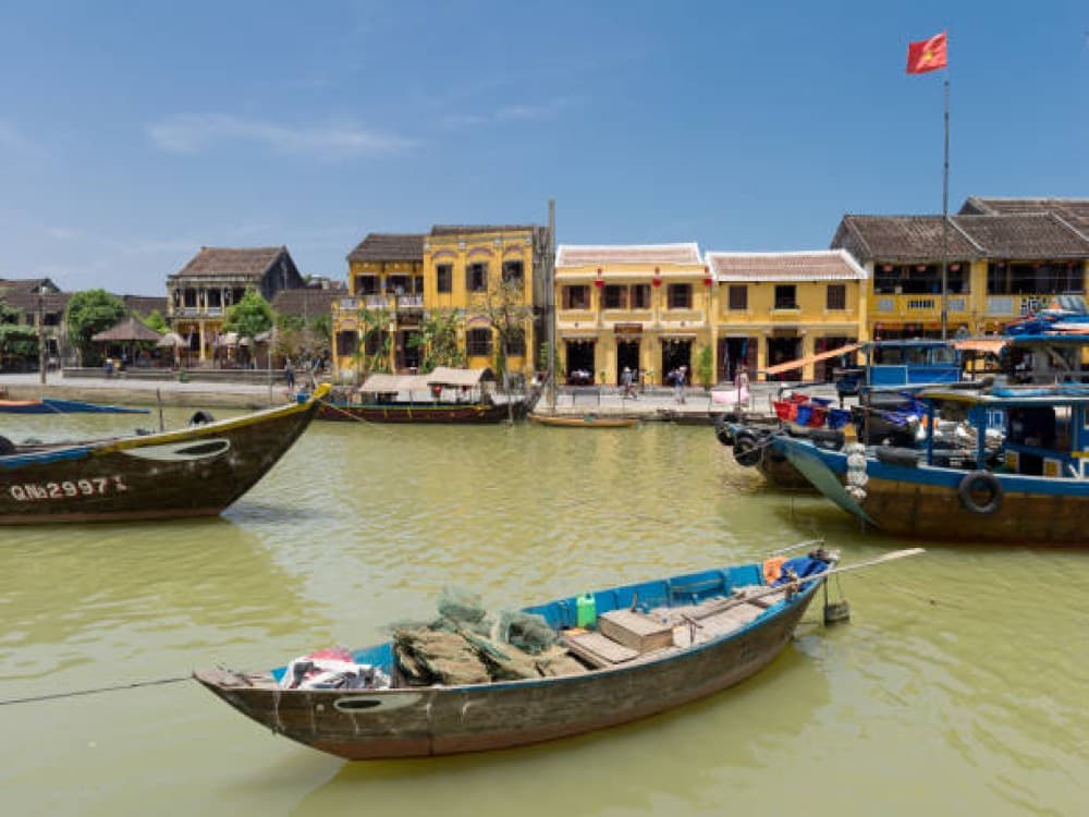 Kim Bong (Carpentry Village)