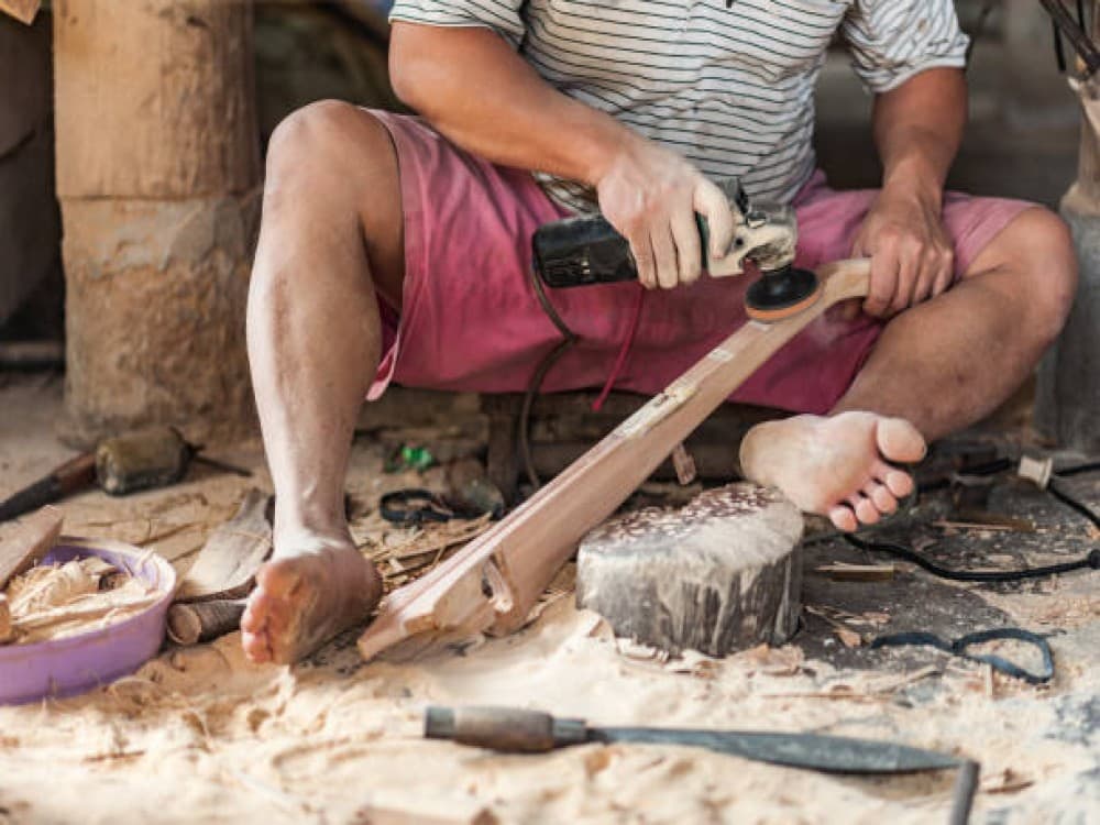 Kim Bong (Carpentry Village)