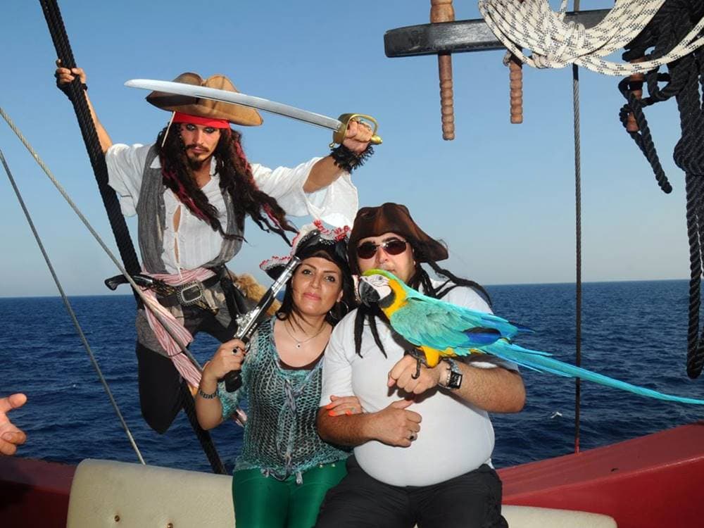 Alanya: Alanya Pirate Boat Tours | ®ExcursionMania