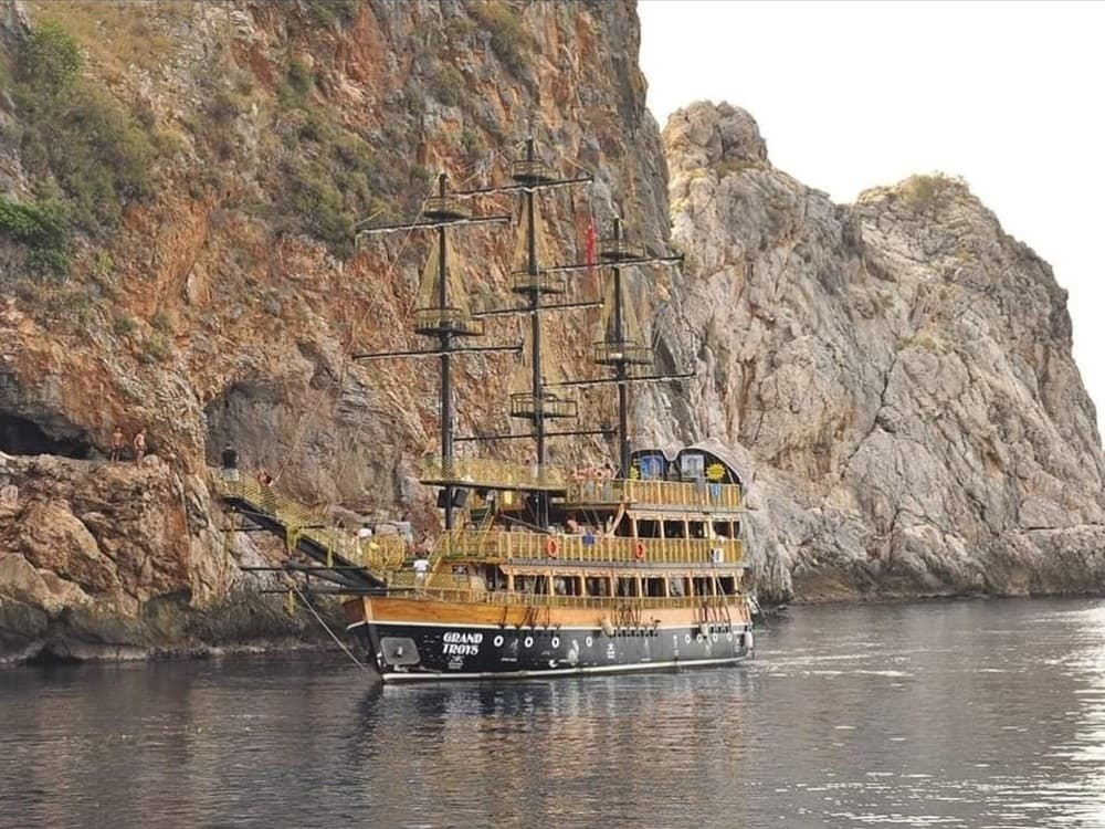 Alanya Pirate Boat Tours