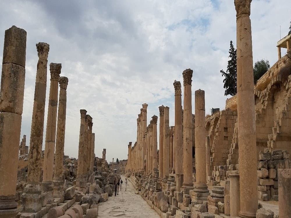 Colonnaded Street