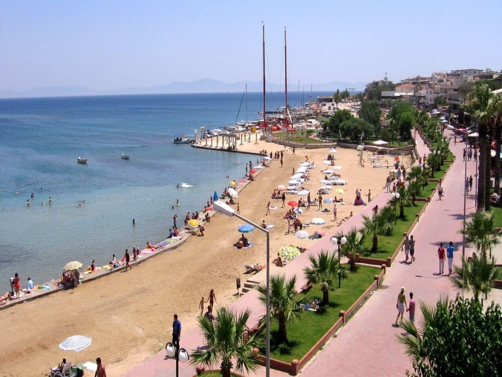 Golden Sand Beach / Altinkum Plaji