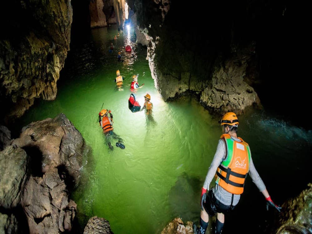 Tu Lan Caving Center