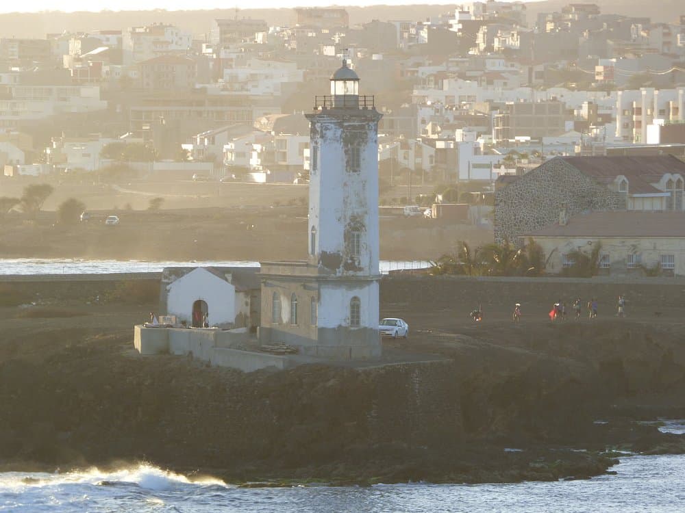 Praia: Farol de D. Maria Pia | ®ExcursionMania
