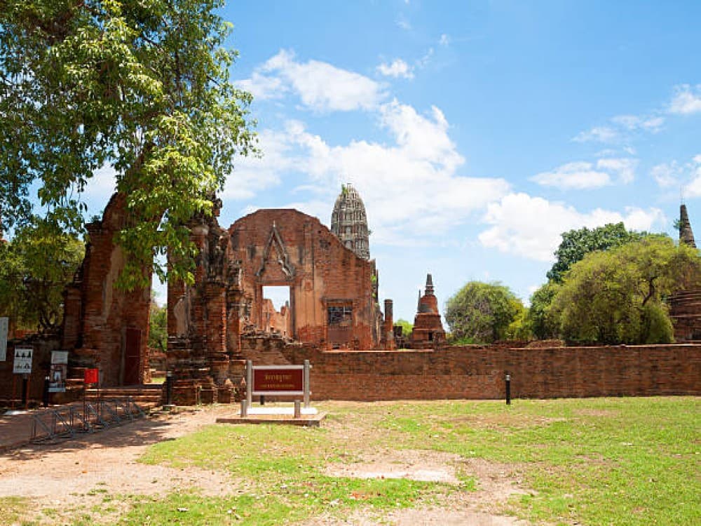 Wat Ratchaburana (Temple of the Royal Restoration)
