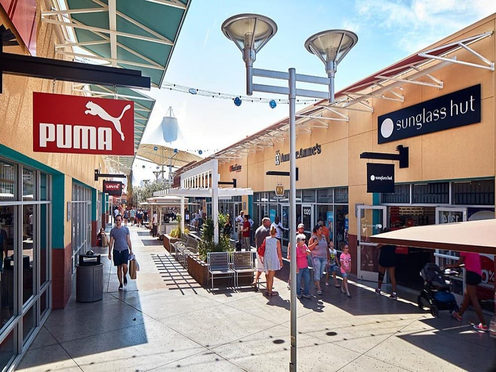 Las Vegas North Premium Outlets