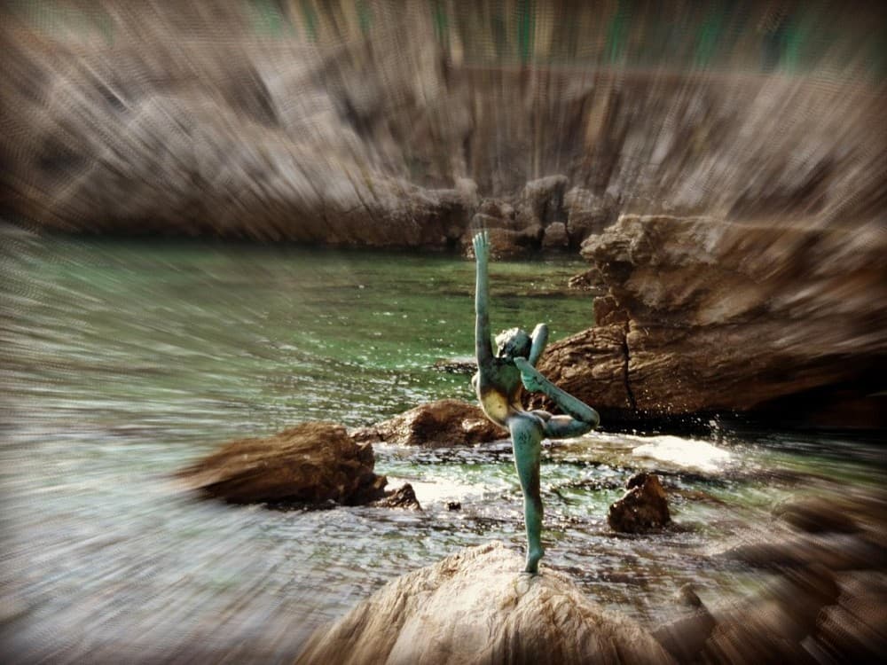 Budva Dancing girl